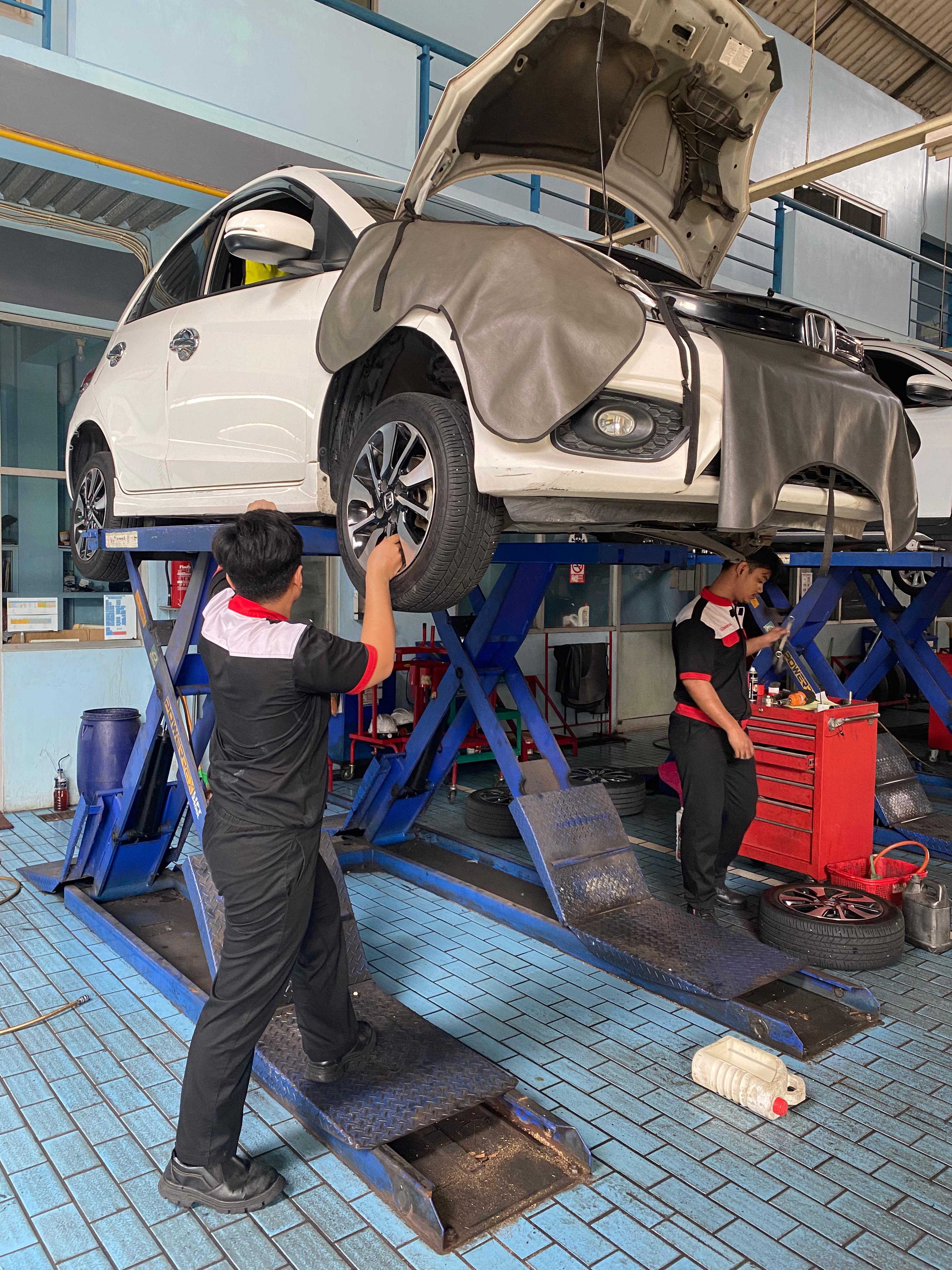 Service - Honda Tugu